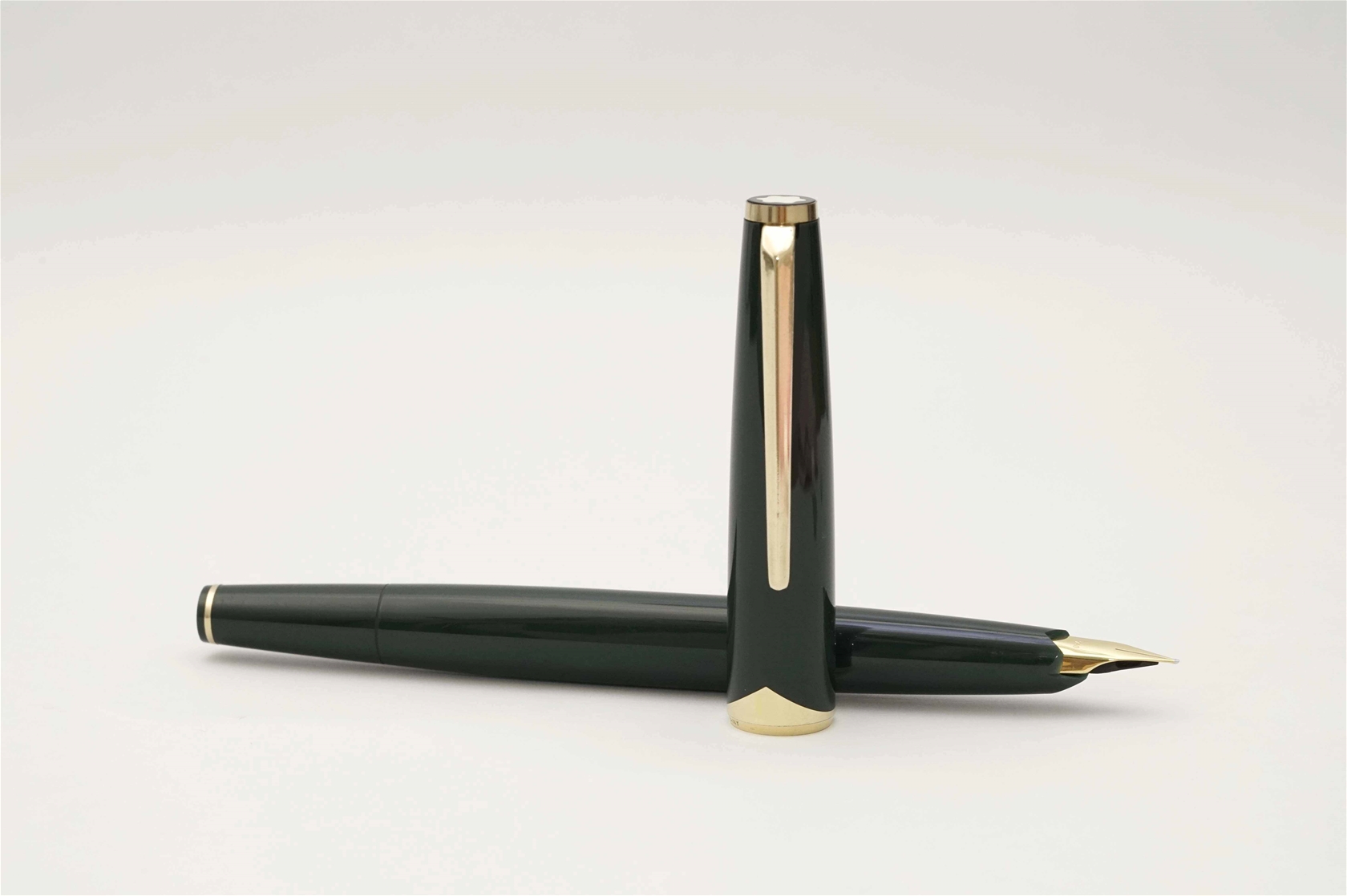 Montblanc 121 Green Ef F Limited Edition Stationery Rare
